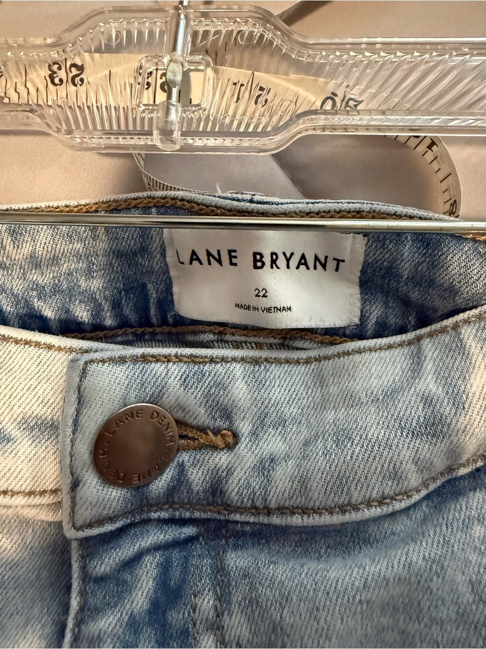 Lane Bryant Faded Light Blue Women's Capri Jeans